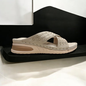 Criss-Cross Dr. Shoe