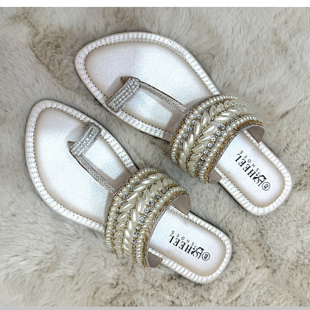 Embellished Toe-Ring Ethnic Flats