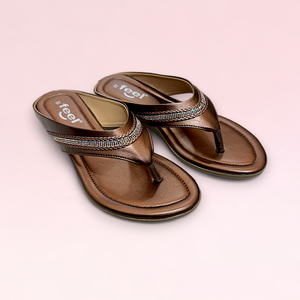 Two Finger Flat Sandal