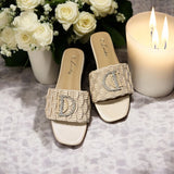 Women Flat Slider