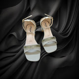Box Heel With Belt