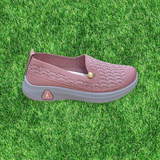 Women’s Casual Mesh Slip-On Loafer / Comfort Sneaker-901